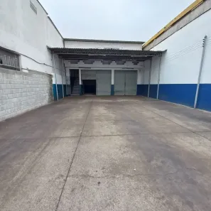Galpão/Depósito/Armazém para alugar, 300m² no Vila Metalúrgica, Santo André
