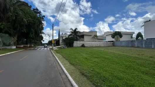 Lote/Terreno à venda, 601m² no Condomínio do Lago 1ª Etapa, Goiânia