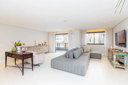 Apartamento com 3 Quartos à venda, 200m² no Jardim Europa, São Paulo