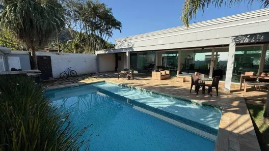 Casa com 6 Quartos à venda, 300m² no Bairro de Juquehy, São Sebastião