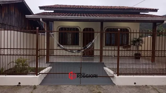 Casa com 2 Quartos à venda, 225m² no Barra, Balneário Camboriú