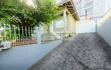 Casa com 5 Quartos à venda, 225m² no Estreito, Florianópolis