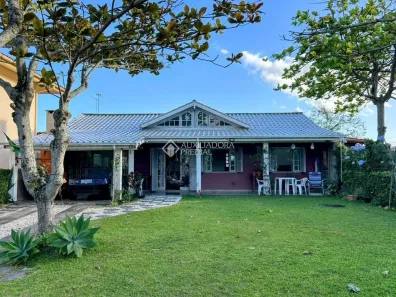 Casa com 4 Quartos à venda, 182m² no Ferraz, Garopaba
