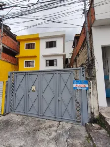 Casa com 2 Quartos para alugar, 90m² no Jardim Tupan, Barueri