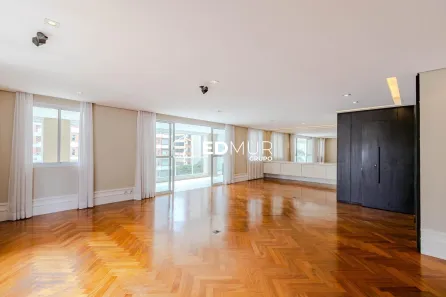 Apartamento com 3 Quartos para alugar, 223m² no Pinheiros, São Paulo