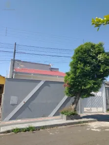 Casa com 3 Quartos para venda ou aluguel, 174m² no Conjunto Habitacional Alexandre Urbanas, Londrina