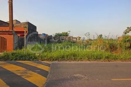 Lote/Terreno à venda, 240m² no Estancia Sao José, Peruíbe