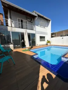 Casa com 3 Quartos à venda, 202m² no Brasília, Londrina