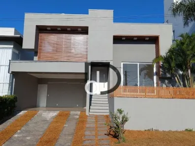 Casa de Condomínio com 3 Quartos para alugar, 240m² no Pinheirinho, Vinhedo