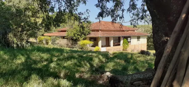 Fazenda/Sítio com 3 Quartos à venda, 48000m² no , Cajuru