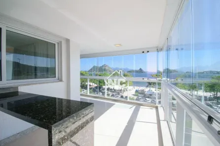 Apartamento com 4 Quartos à venda, 271m² no Charitas, Niterói