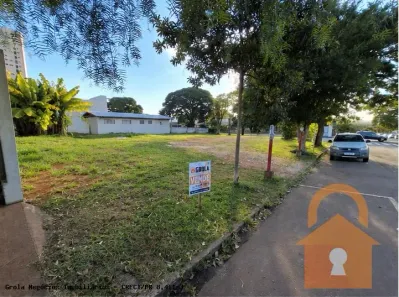 Lote/Terreno à venda, 600m² no Centro, Campo Mourão
