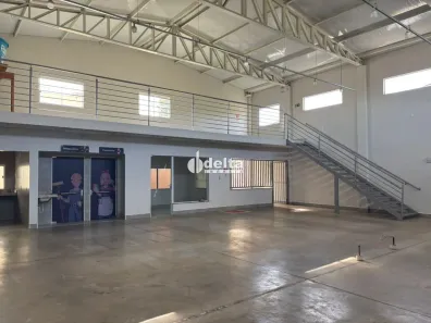 Ponto Comercial para alugar, 280m² no Santa Rosa, Uberlândia