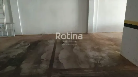 Apartamento com 2 Quartos para alugar, 54m² no Brasil, Uberlândia
