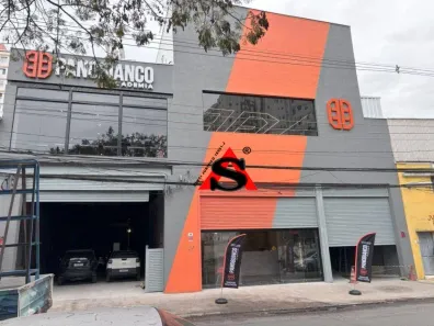 Galpão/Depósito/Armazém à venda, 2100m² no Cambuci, São Paulo