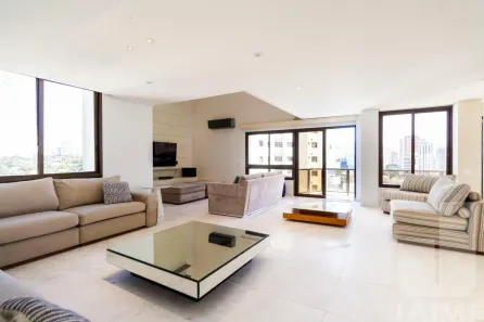 Apartamento com 3 Quartos para alugar, 280m² no Santa Cecília, São Paulo