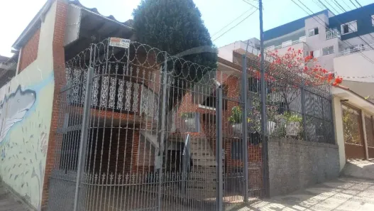Sobrado com 2 Quartos à venda, 98m² no Vila Nivi, São Paulo