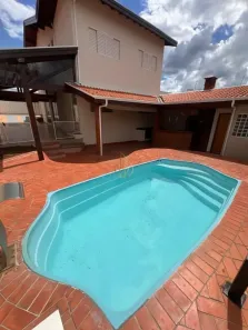 Sobrado com 3 Quartos à venda, 235m² no Jardim Getúlio Vargas, Mogi Mirim