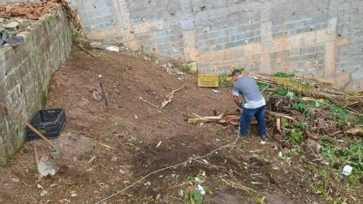 Lote/Terreno à venda, 314m² no Vila Iasi, Taboão da Serra