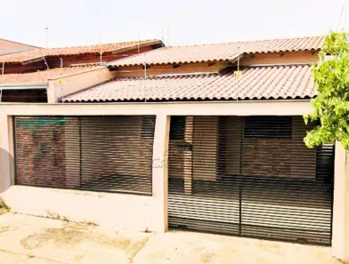 Casa com 2 Quartos à venda, 82m² no Aquilles Sthengel, Londrina