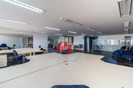 Sala Comercial para alugar, 221m² no Centro, Santos