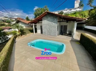 Casa com 4 Quartos para alugar, 188m² no Vila Nova, Blumenau