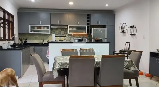 Casa com 4 Quartos à venda, 250m² no Conceição, Diadema