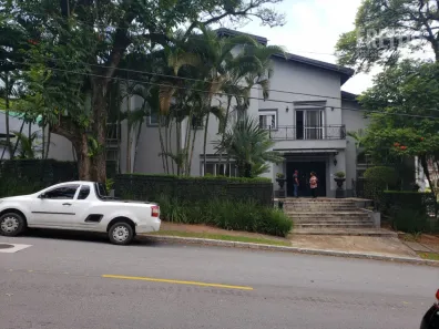 Casa de Condomínio com 5 Quartos para alugar, 440m² no Alphaville Residencial Um, Barueri