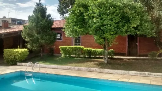 Casa com 3 Quartos à venda, 900m² no Centro, Poá
