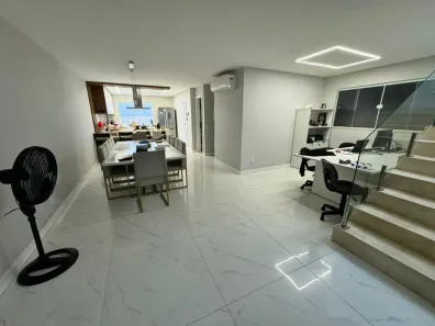 Casa com 3 Quartos para venda ou aluguel, 260m² no Jockey de Itaparica, Vila Velha