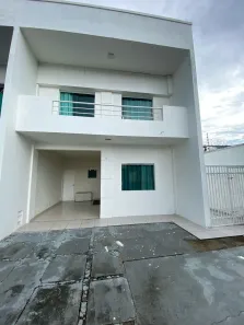 Casa de Condomínio com 3 Quartos à venda, 147m² no Flores, Manaus