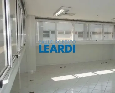 Sala Comercial para alugar, 212m² no Jardim Paulista, São Paulo
