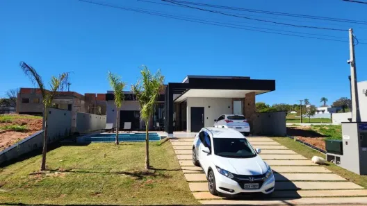 Casa de Condomínio com 4 Quartos à venda, 200m² no Condomínio Riviera de Santa Cristina XIII, Paranapanema