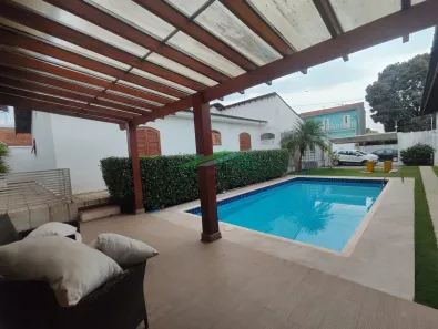 Casa com 3 Quartos para alugar, 450m² no Centro, Boituva