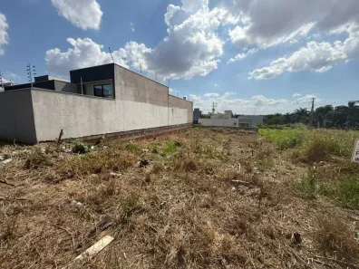 Lote/Terreno à venda, 300m² no Jardim Munique, Maringá