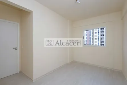 Apartamento com 2 Quartos à venda, 43m² no Centro, Curitiba