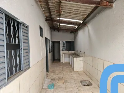 Casa com 12 Quartos à venda, 200m² no São Francisco, Goiânia