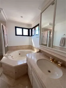 Apartamento com 4 Quartos para alugar, 260m² no Consolação, São Paulo