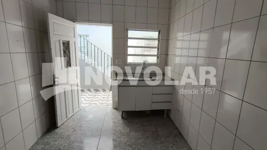 Casa com 1 Quarto para alugar, 25m² no Vila Medeiros, São Paulo
