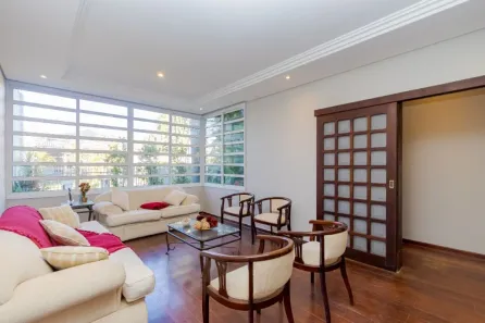 Casa com 4 Quartos à venda, 498m² no São Lourenço, Curitiba