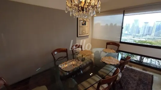 Apartamento com 3 Quartos para alugar, 489m² no Real Parque, São Paulo