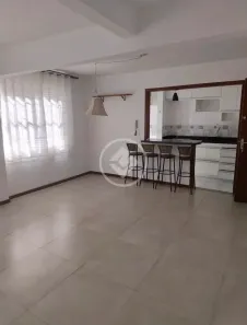 Apartamento com 2 Quartos à venda, 63m² no Coqueiros, Florianópolis