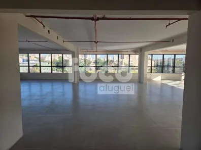 Sala Comercial para alugar, 211m² no Tabajaras, Uberlândia