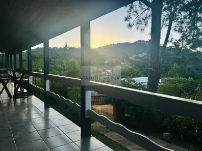 Casa com 5 Quartos à venda, 350m² no Vila Natal, Campos do Jordão