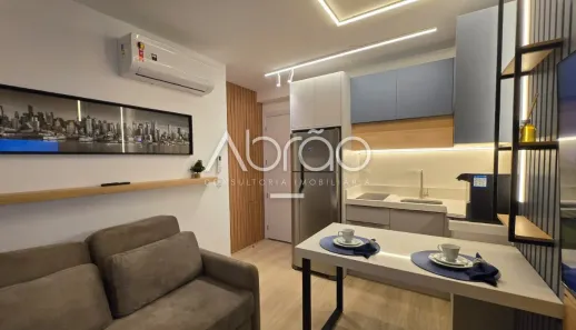 Apartamento com 1 Quarto para alugar, 24m² no Centro, Curitiba