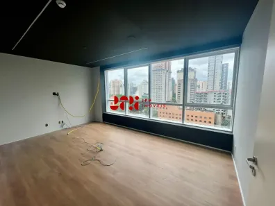 Sala Comercial para alugar, 134m² no Indianópolis, São Paulo