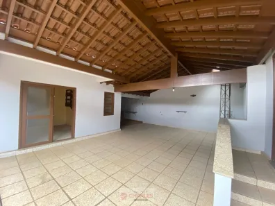 Casa com 4 Quartos para alugar, 244m² no Centro, Mogi Mirim