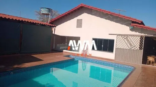 Casa com 3 Quartos à venda, 250m² no Santo Hilário, Goiânia