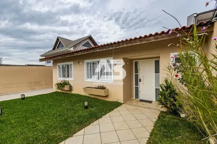Casa com 3 Quartos à venda, 208m² no Centro, Pinhais