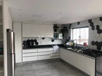 Sobrado com 3 Quartos à venda, 269m² no Jardim Ivone, São Paulo